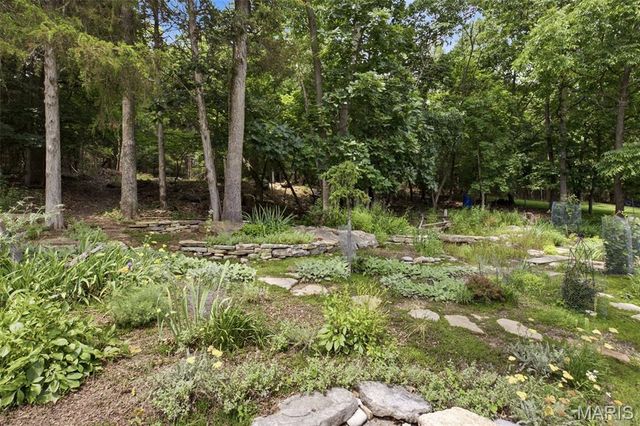 17269 Hilltop Ridge Drive, Eureka, MO 63025