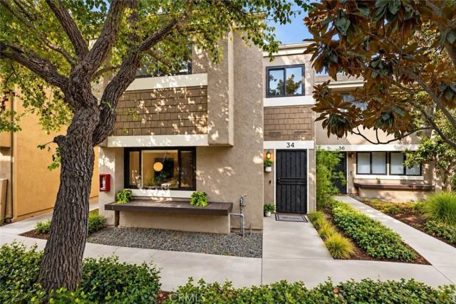 34 Starfish Court 12, Newport Beach, CA 92663