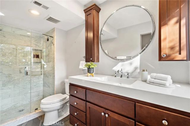 34 Starfish Court 12, Newport Beach, CA 92663