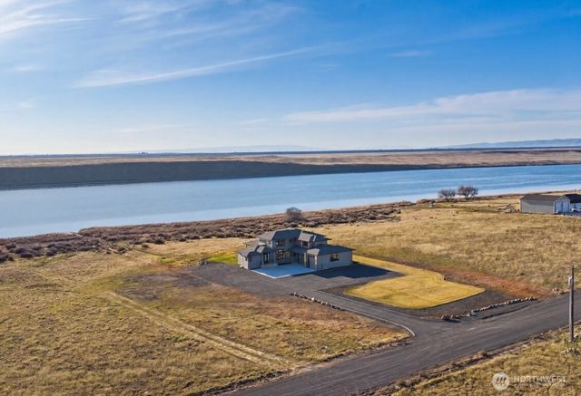 6988 Stonecrest Road NE, Moses Lake, WA 98837