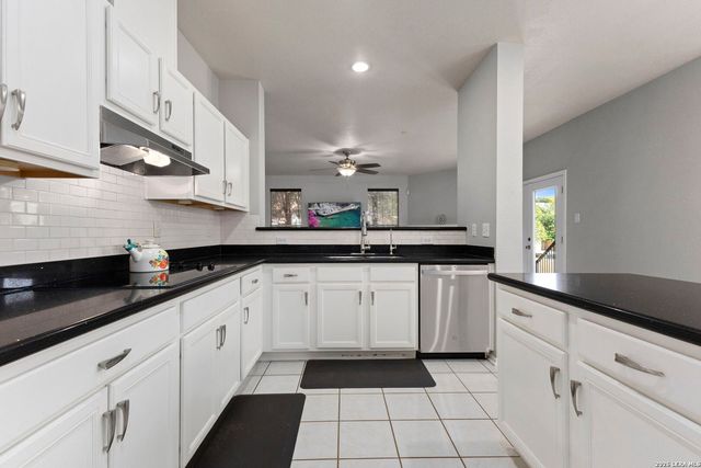 6521 Ashby Pt, Live Oak, TX 78233