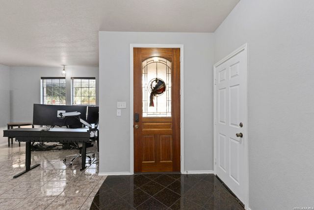 6521 Ashby Pt, Live Oak, TX 78233