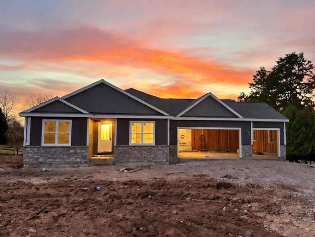 218 GLACIAL TERRACE, Ripon, WI 54971
