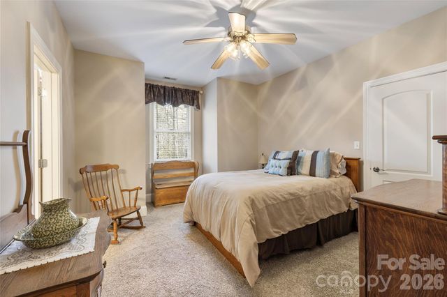 2379 Metcalf Drive, Sherrills Ford, NC 28673
