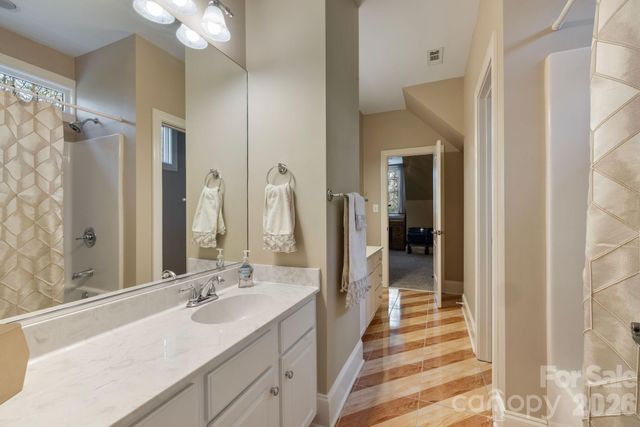 2379 Metcalf Drive, Sherrills Ford, NC 28673