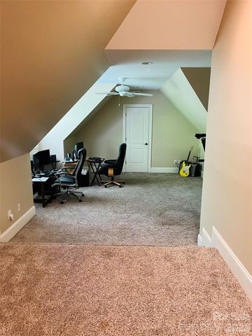 2379 Metcalf Drive, Sherrills Ford, NC 28673
