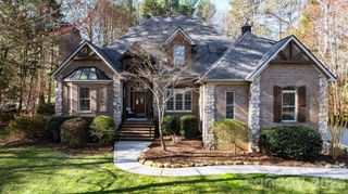 2379 Metcalf Drive, Sherrills Ford, NC 28673