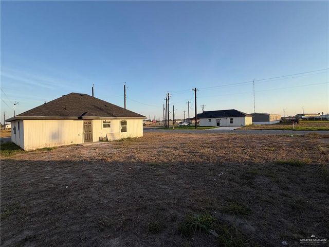 2382 Victoriano Street, Weslaco, TX 78596