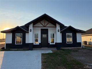 2382 Victoriano Street, Weslaco, TX 78596