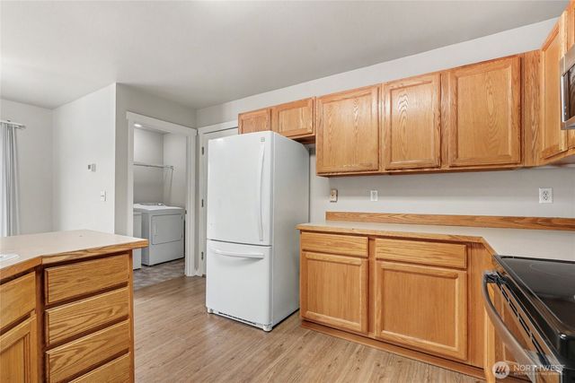 1421 Rooklidge Street, Dupont, WA 98327