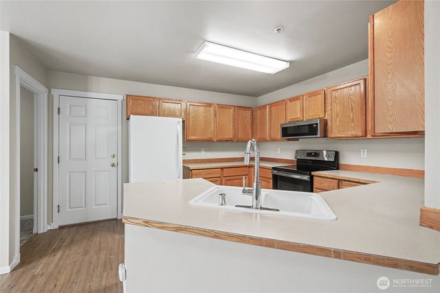 1421 Rooklidge Street, Dupont, WA 98327