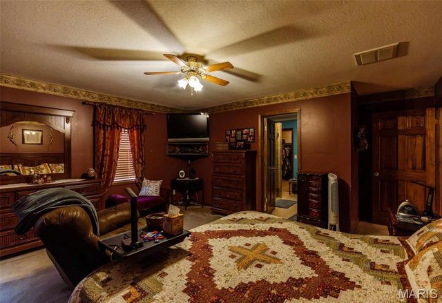 702 S 525th Rd, East Prairie, MO 63845