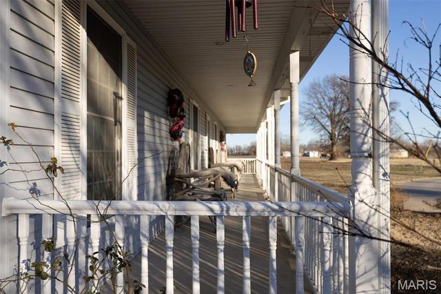 702 S 525th Rd, East Prairie, MO 63845