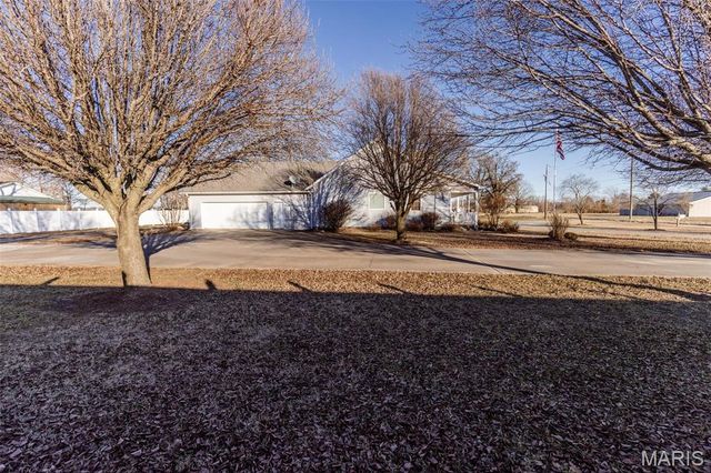 702 S 525th Rd, East Prairie, MO 63845