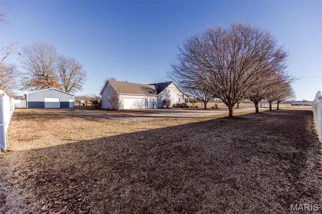 702 S 525th Rd, East Prairie, MO 63845