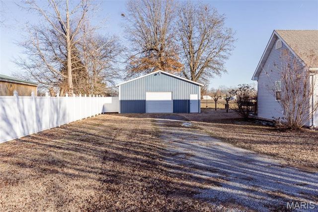 702 S 525th Rd, East Prairie, MO 63845