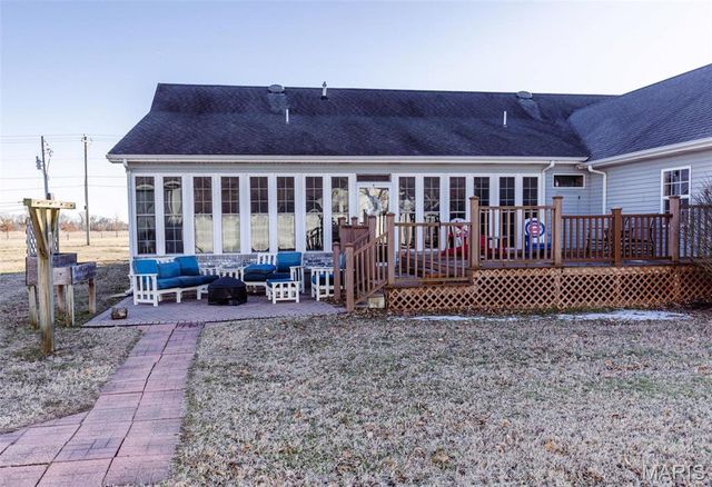 702 S 525th Rd, East Prairie, MO 63845