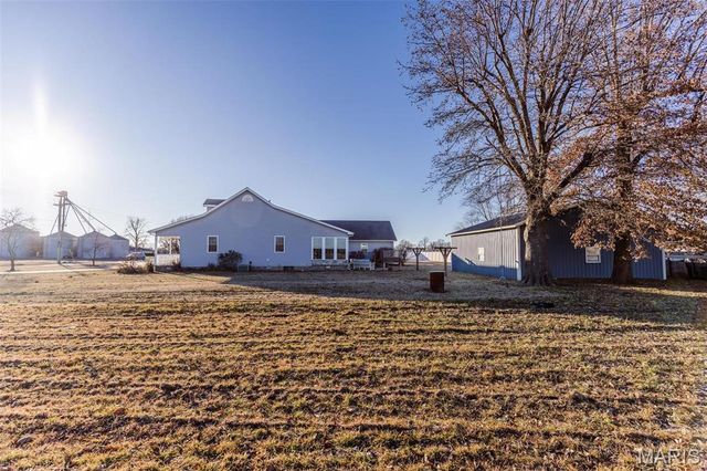 702 S 525th Rd, East Prairie, MO 63845