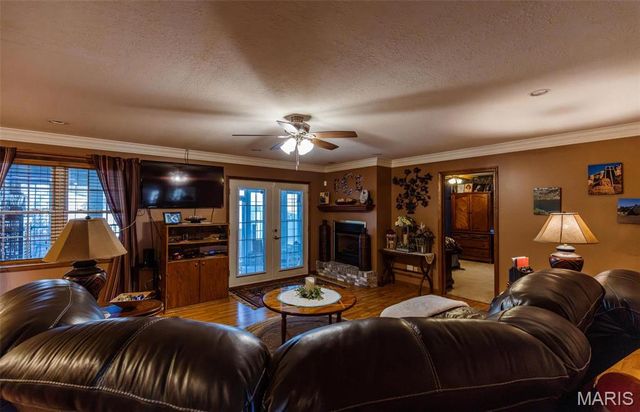 702 S 525th Rd, East Prairie, MO 63845