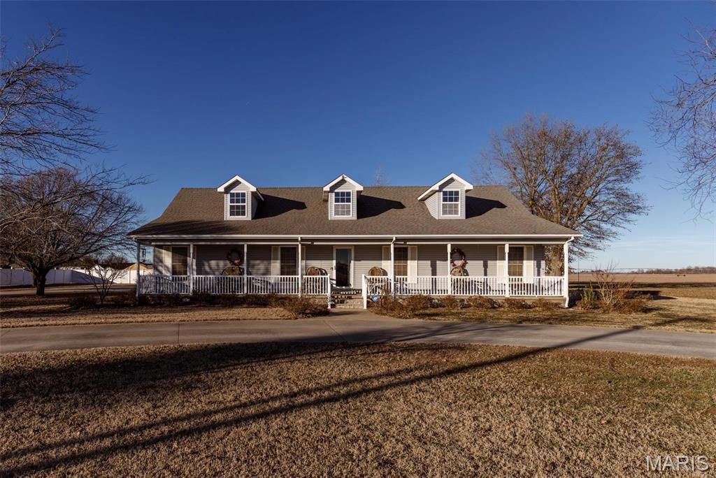 702 S 525th Rd, East Prairie, MO 63845