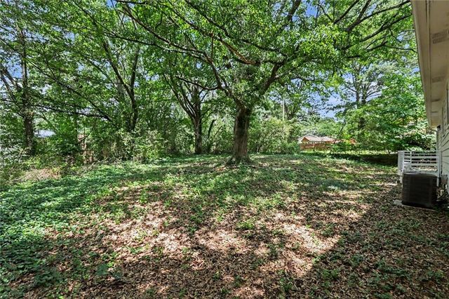 2541 Kelly Lake Drive, Decatur, GA 30032