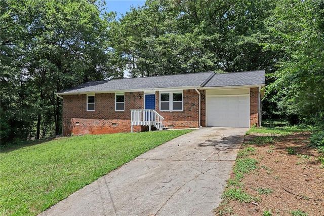 2541 Kelly Lake Drive, Decatur, GA 30032