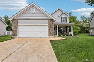 511 Winter Garden Drive, Fenton, MO 63026