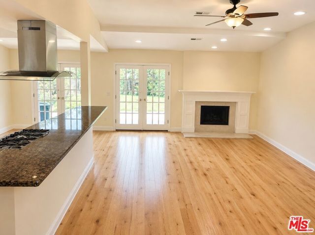 20319 Ingomar Street, Winnetka (los Angeles), CA 91306