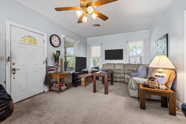 5531 County Road 435, Alvin, TX 77511