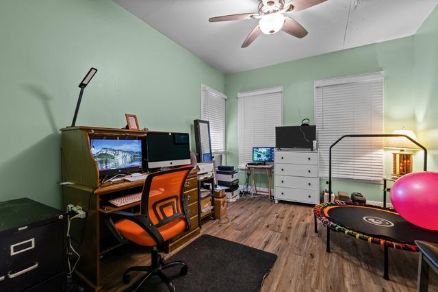 5531 County Road 435, Alvin, TX 77511