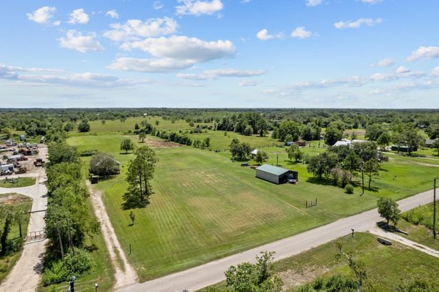5531 County Road 435, Alvin, TX 77511