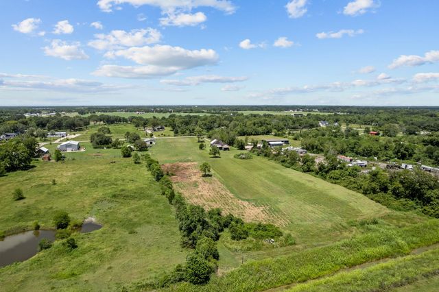 5531 County Road 435, Alvin, TX 77511