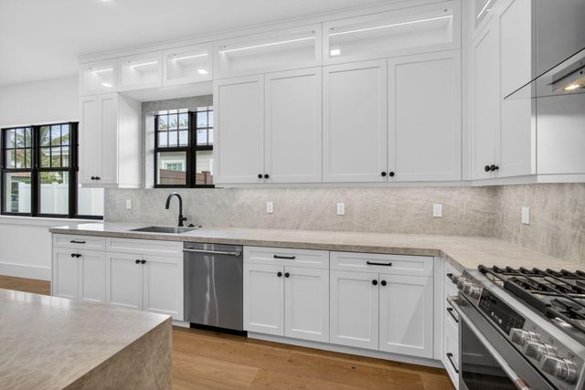 1013 Ardmore Road, West Palm Beach, FL 33401