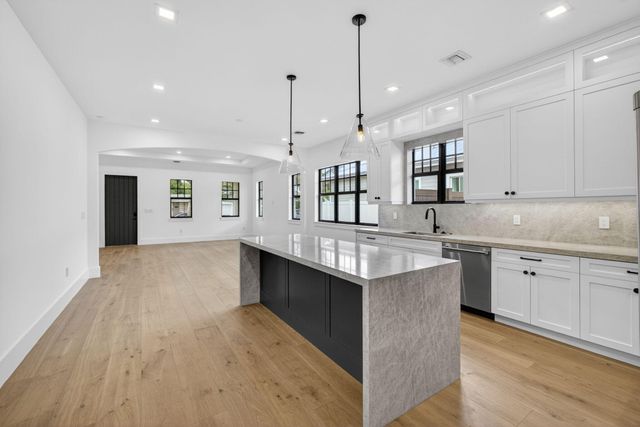 1013 Ardmore Road, West Palm Beach, FL 33401