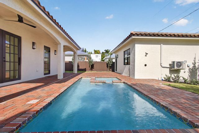 1013 Ardmore Road, West Palm Beach, FL 33401