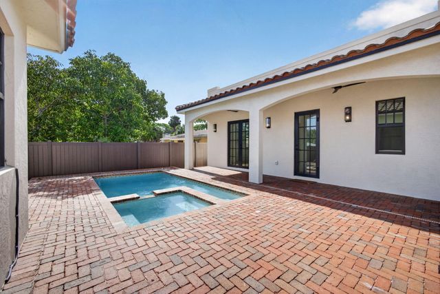 1013 Ardmore Road, West Palm Beach, FL 33401