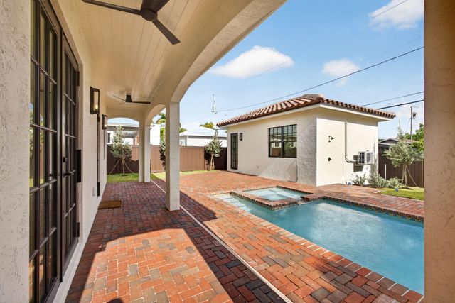 1013 Ardmore Road, West Palm Beach, FL 33401