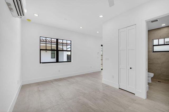 1013 Ardmore Road, West Palm Beach, FL 33401