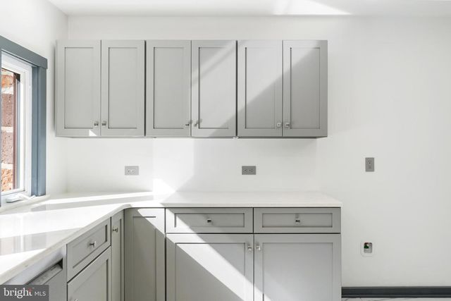 3211 PRICETOWN RD, Fleetwood, PA 19522