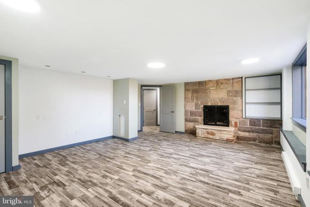 3211 PRICETOWN RD, Fleetwood, PA 19522