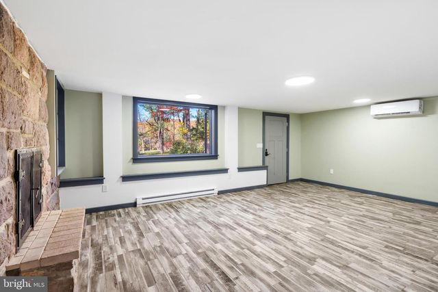 3211 PRICETOWN RD, Fleetwood, PA 19522