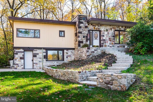 3211 PRICETOWN RD, Fleetwood, PA 19522