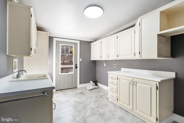 3211 PRICETOWN RD, Fleetwood, PA 19522