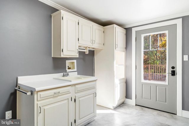 3211 PRICETOWN RD, Fleetwood, PA 19522