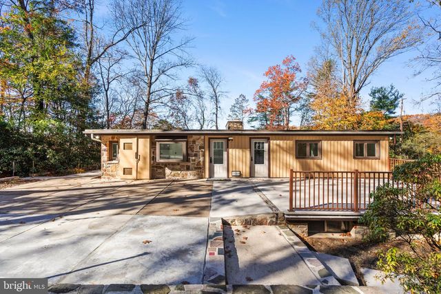 3211 PRICETOWN RD, Fleetwood, PA 19522