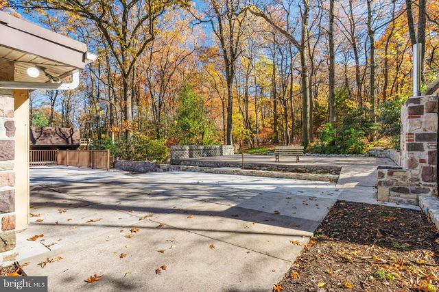 3211 PRICETOWN RD, Fleetwood, PA 19522