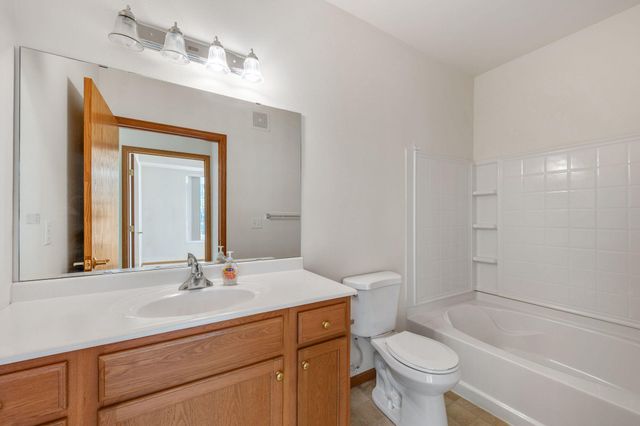 8200 W 33rd Street 222, Saint Louis Park, MN 55426