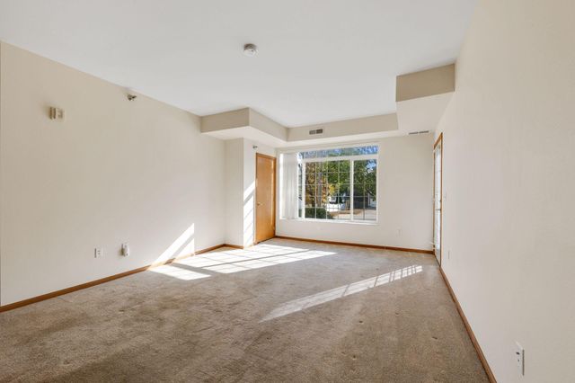 8200 W 33rd Street 222, Saint Louis Park, MN 55426