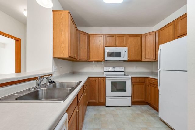 8200 W 33rd Street 222, Saint Louis Park, MN 55426