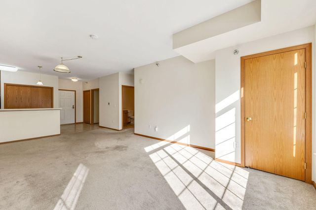 8200 W 33rd Street 222, Saint Louis Park, MN 55426